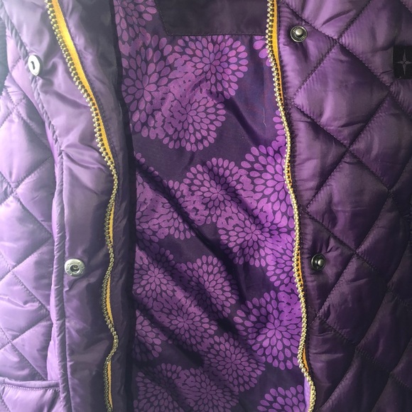 NWOT Mountain Warehouse Vest. Purple. Size medium - Picture 6 of 8